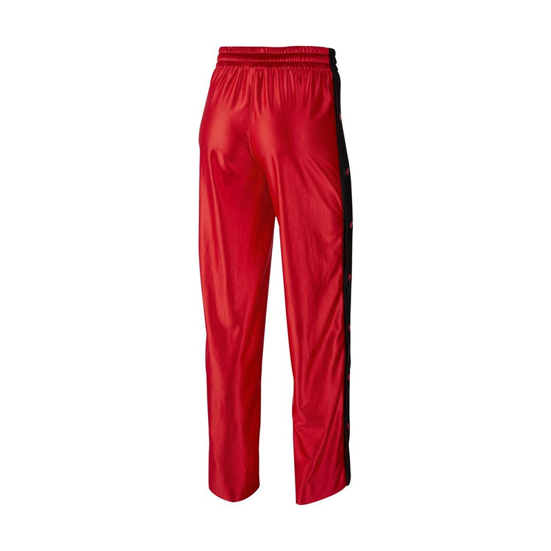 Sportswear Icon Clash