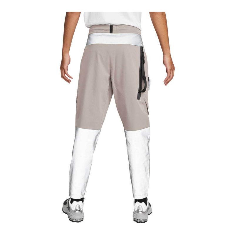 Sportswear Tech Pack Men's Reflective Unlined Cargo Pants