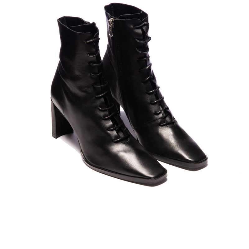 Steinway Black Leather (4801569292368)