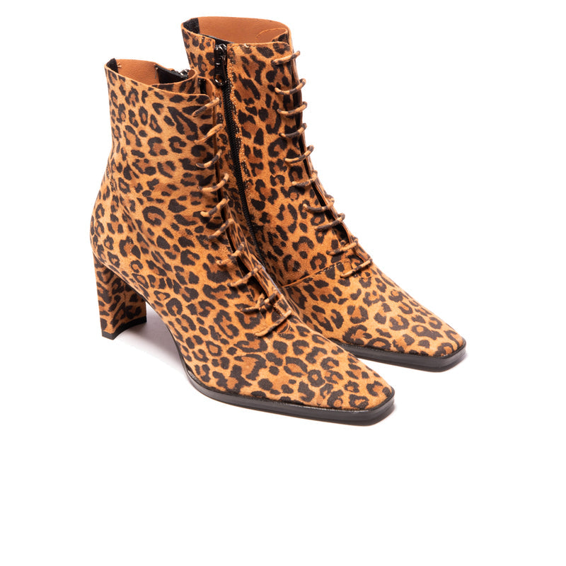 Steinway Tan Leopard (4801572077648)