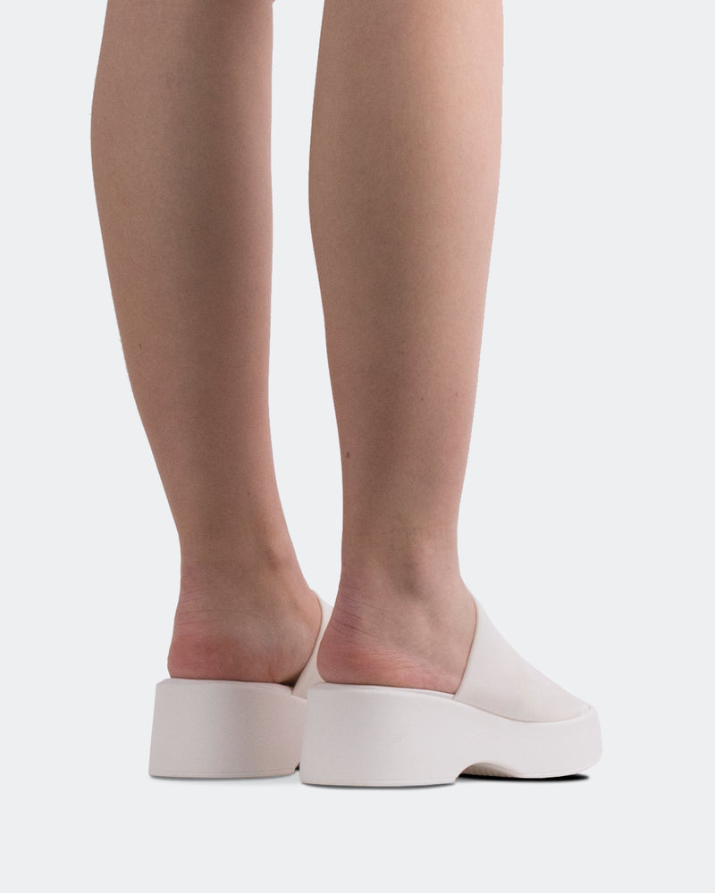 Sunrise White Lycra (6575669084240)