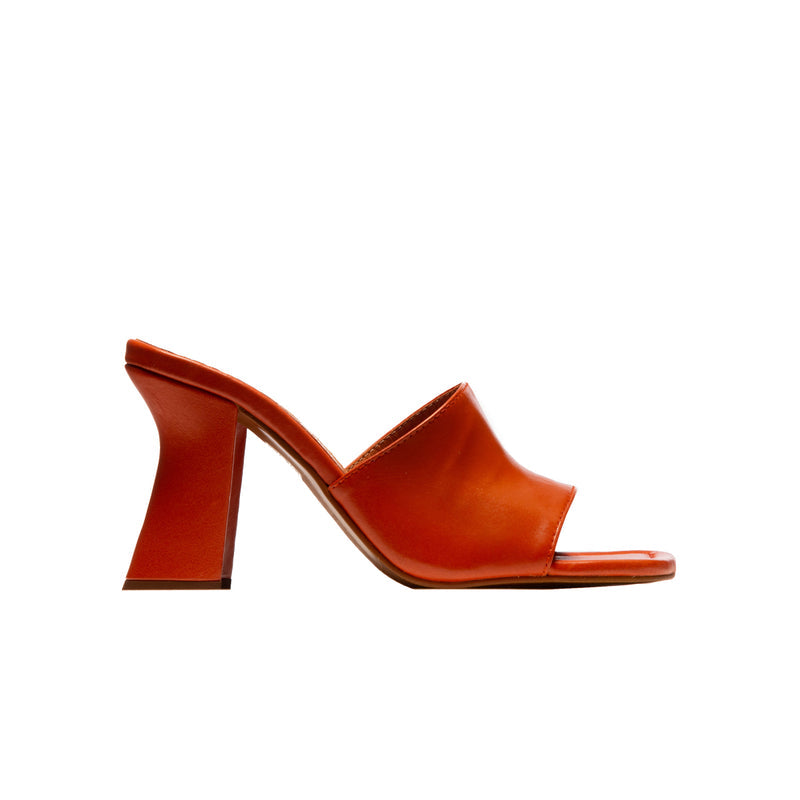 Symi Rust Leather (6568187265104)