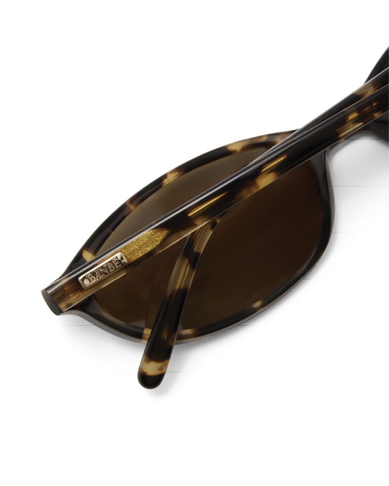 THE RODRIGO - TOFFEE TORT-CHOCOLATE-SUNGLASSES-BANBE-Billini