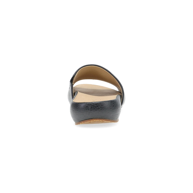 Heel image of Twyla Black Leather