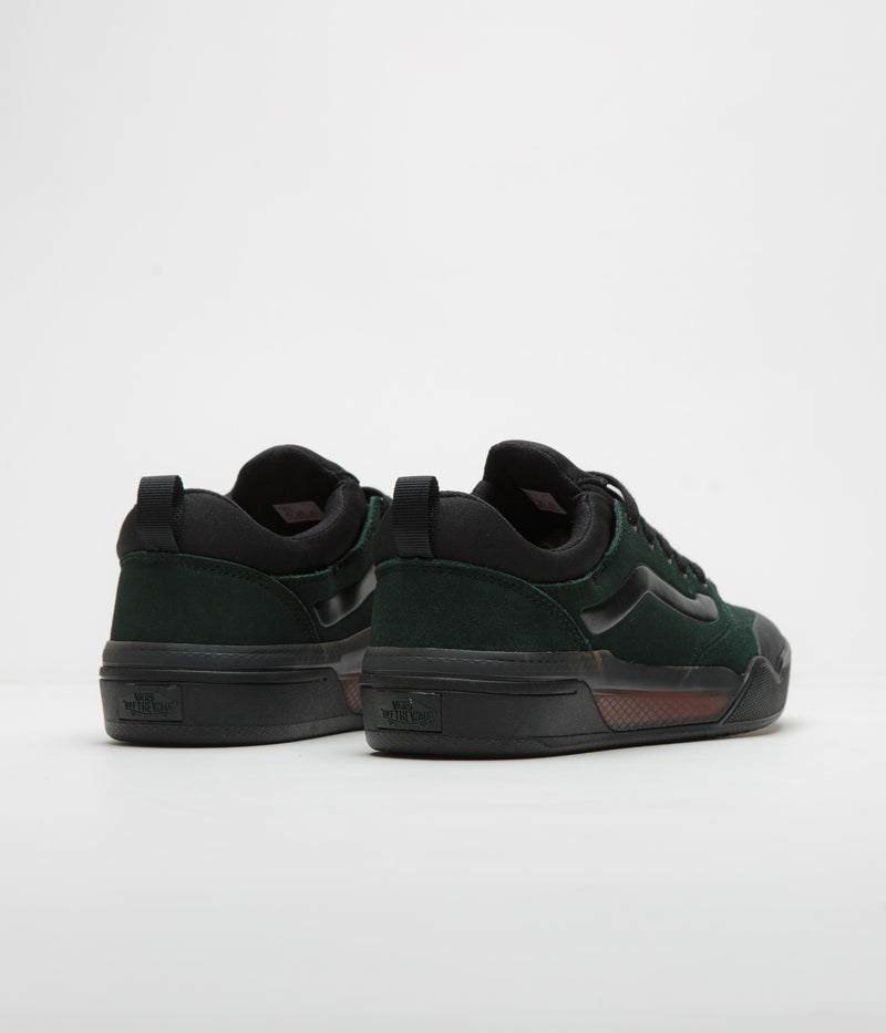 Vans BMX Peak Shoes in Black and Evergreen