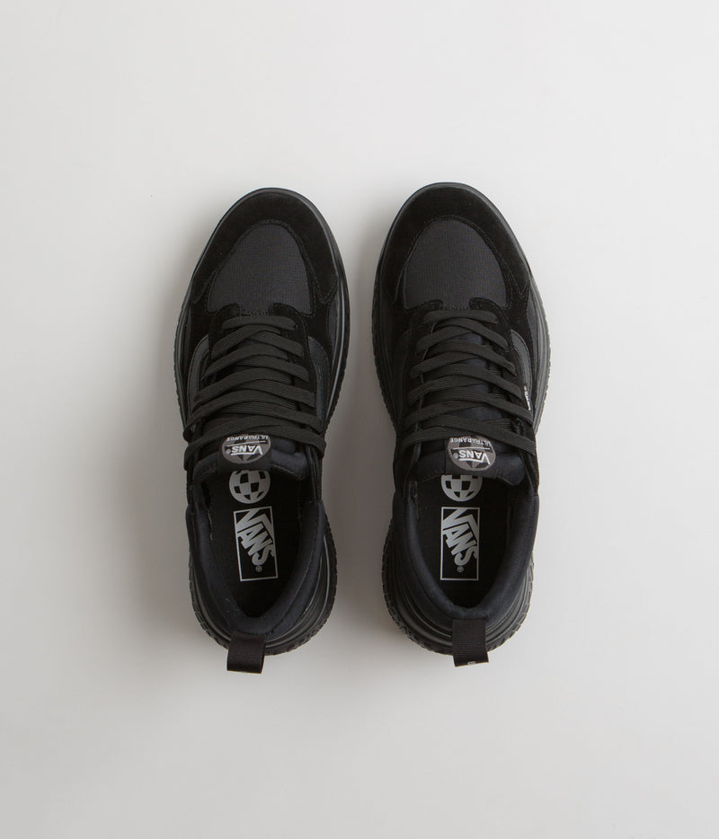 Vans MTE UltraRange Neo VR3 Shoes in Black and Black