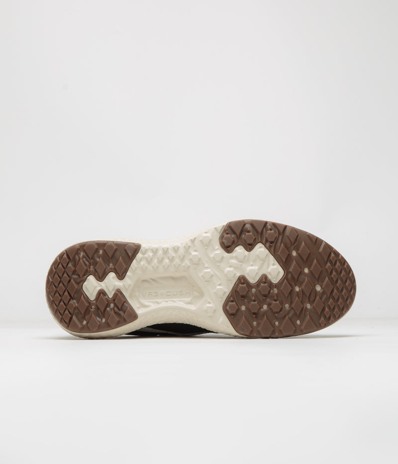 Vans MTE UltraRange Neo VR3 Shoes in Black and White