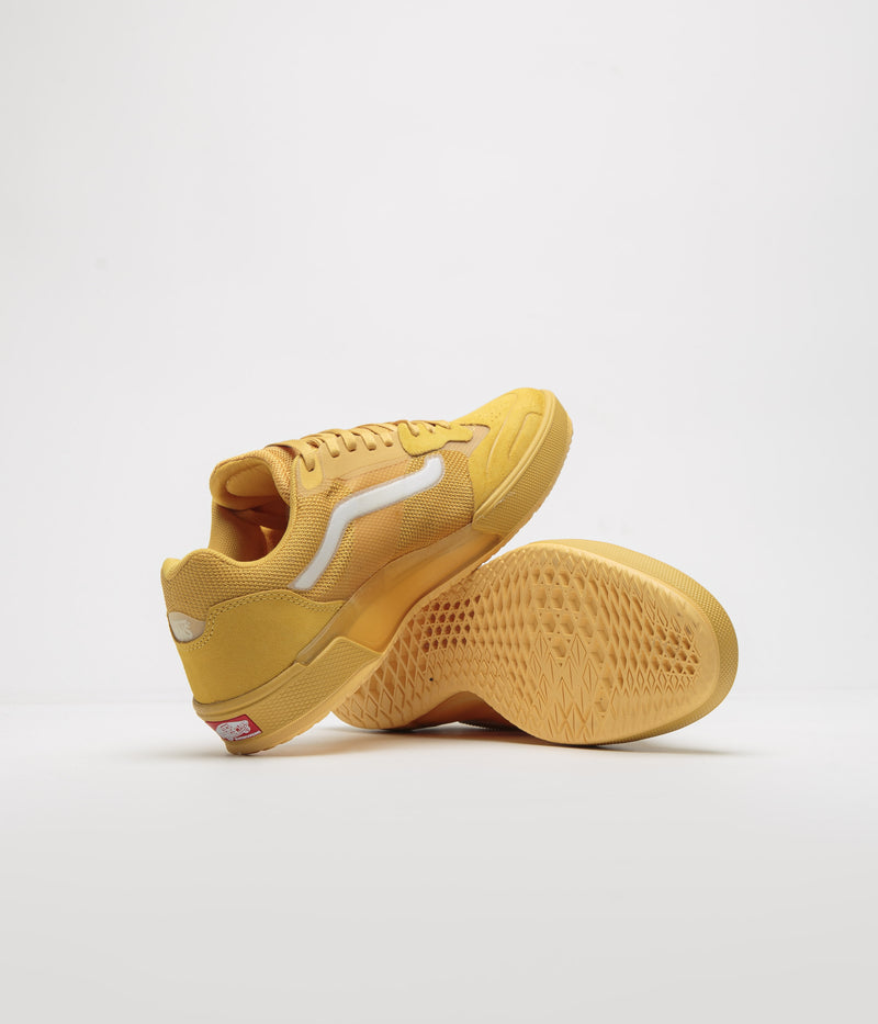 Vans Skate AVE 2.0 Shoes in Gold