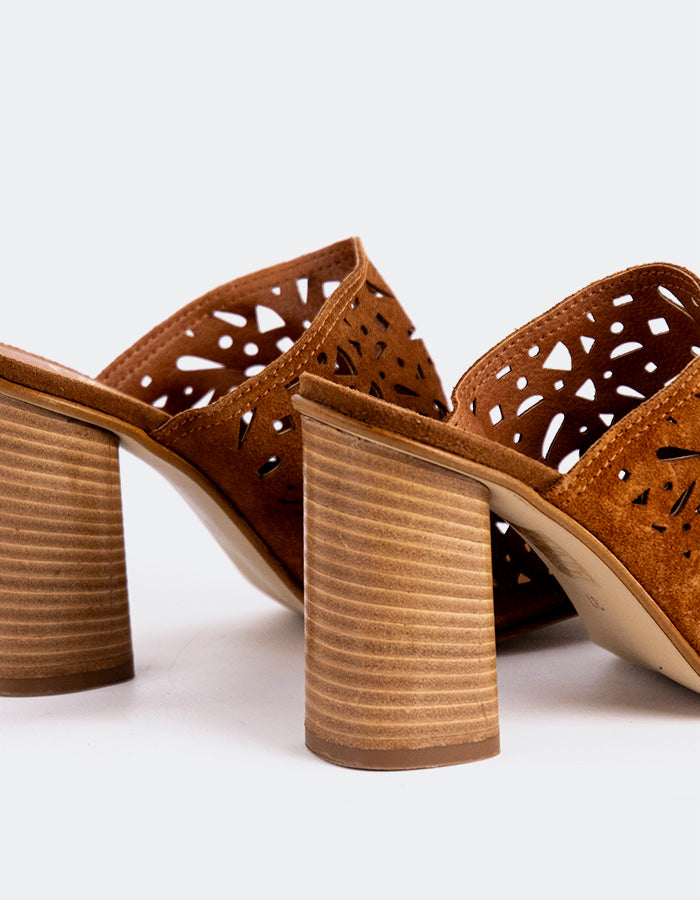 Willow Tan Suede